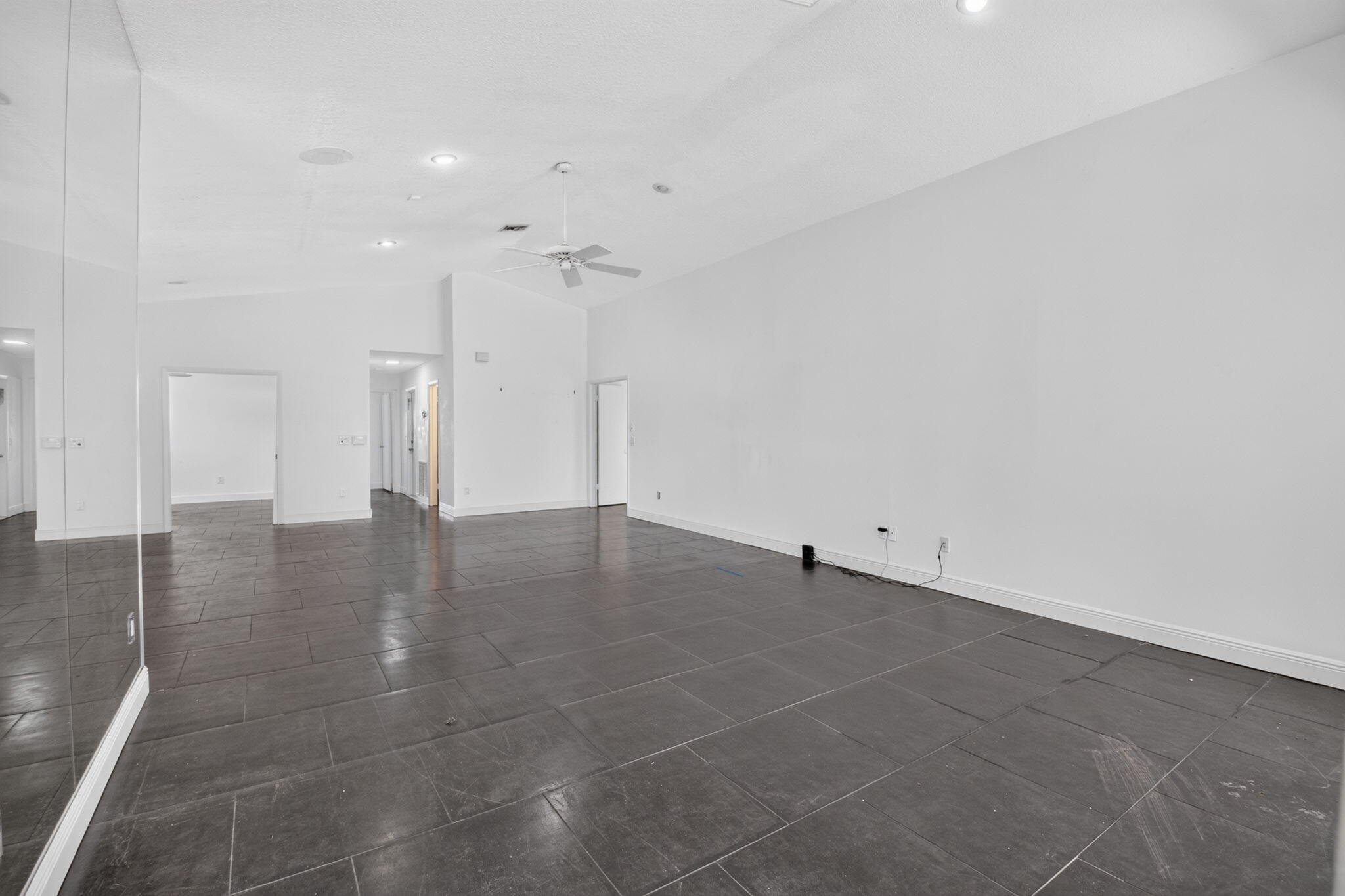 11134 Highland Circle
