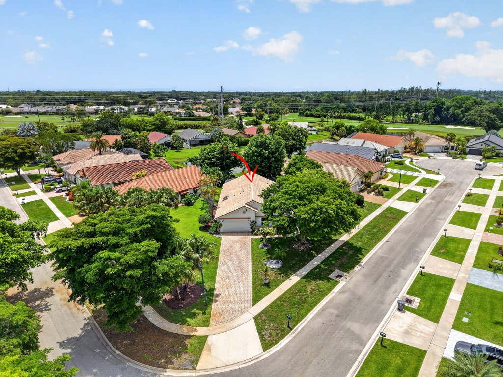 Photo of 11134 Highland Circle, Boca Raton, FL 33428 (MLS # B26049272)