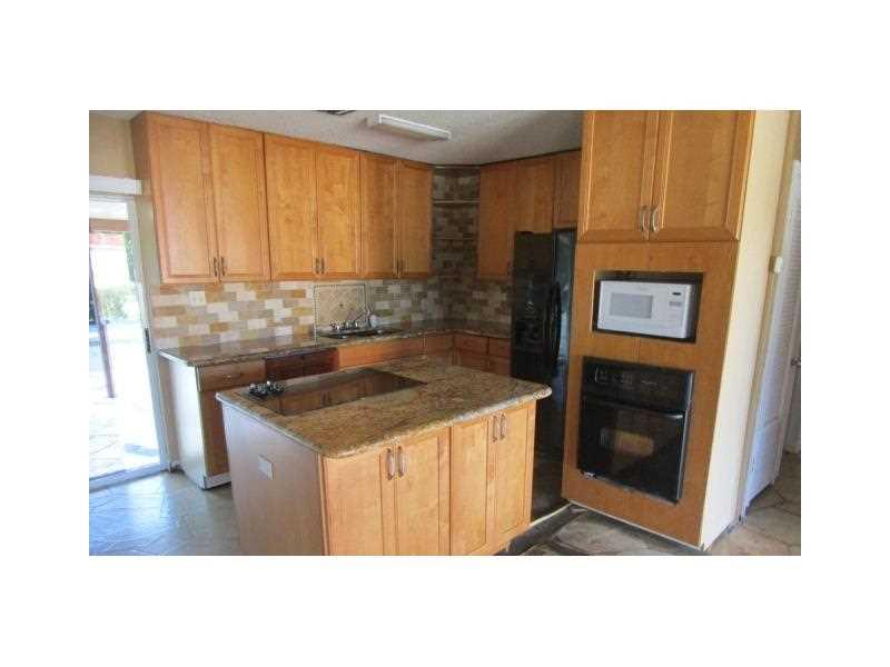 POMPANO BEACH HIGHLANDS - Residential