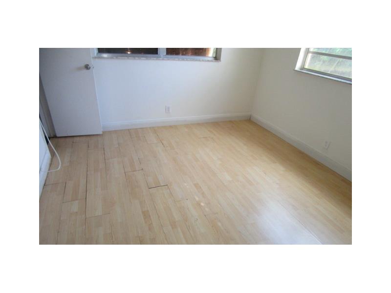 POMPANO BEACH HIGHLANDS - Residential