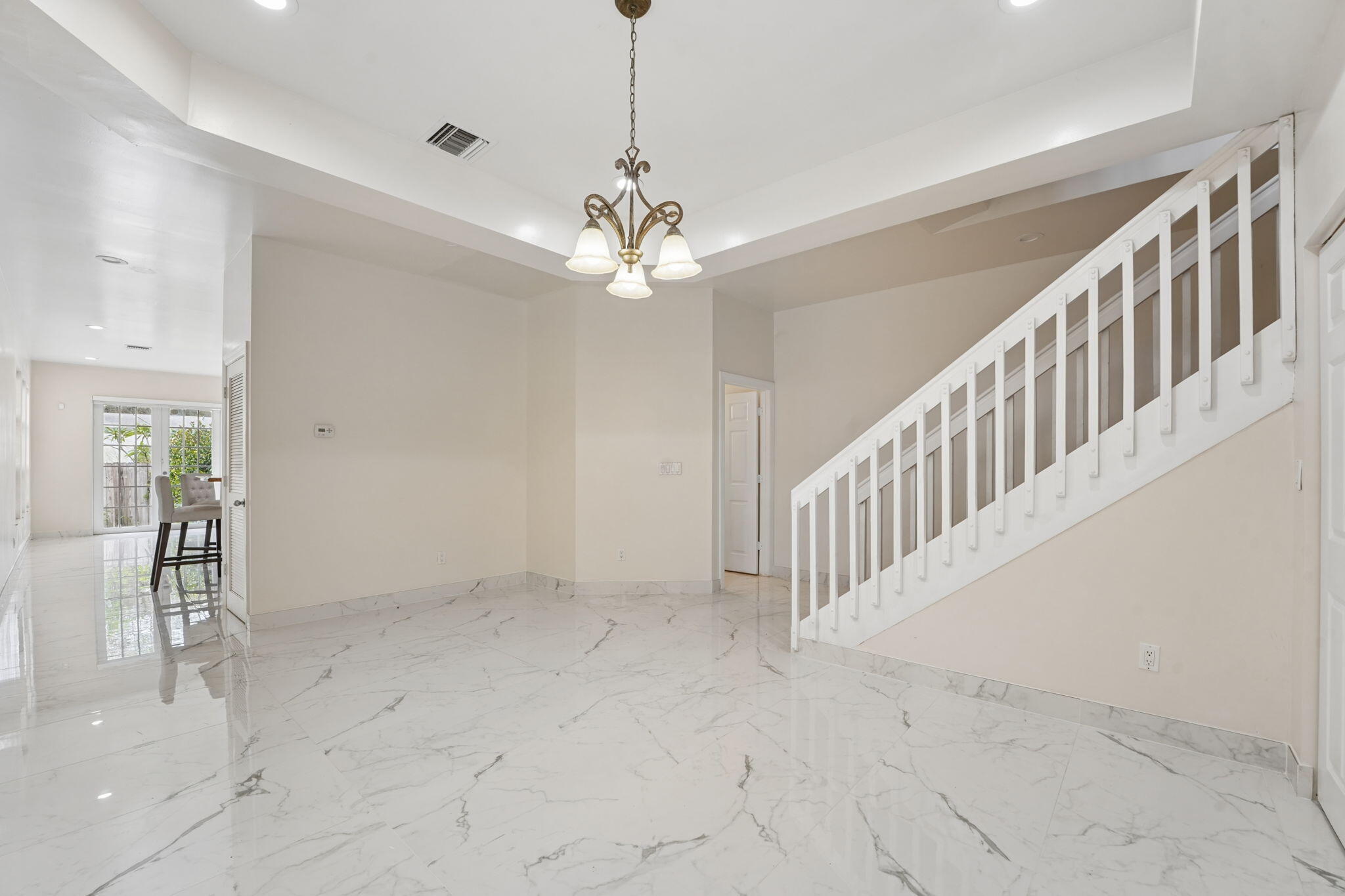 Tarpon River - Residential