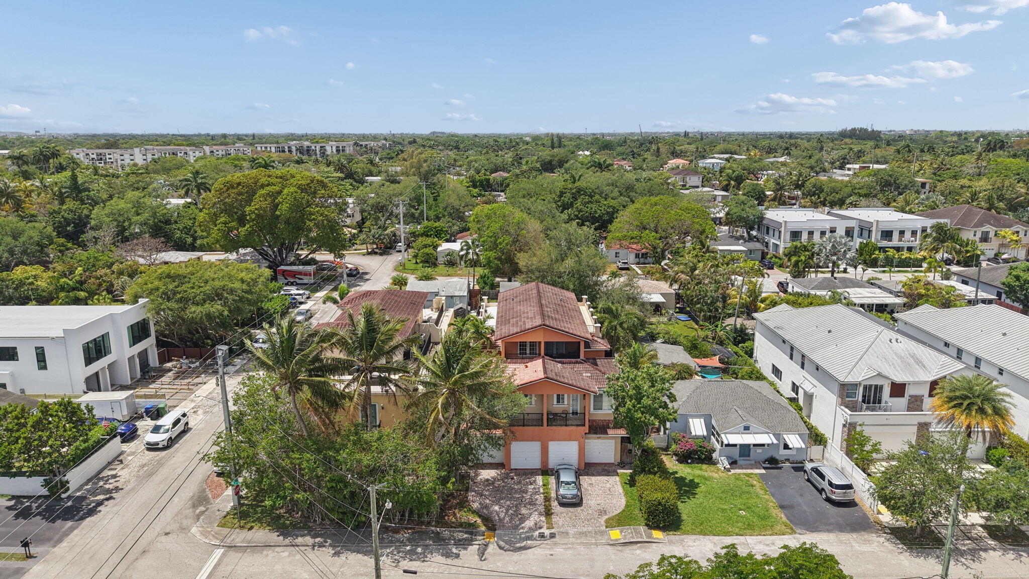 Tarpon River - Residential