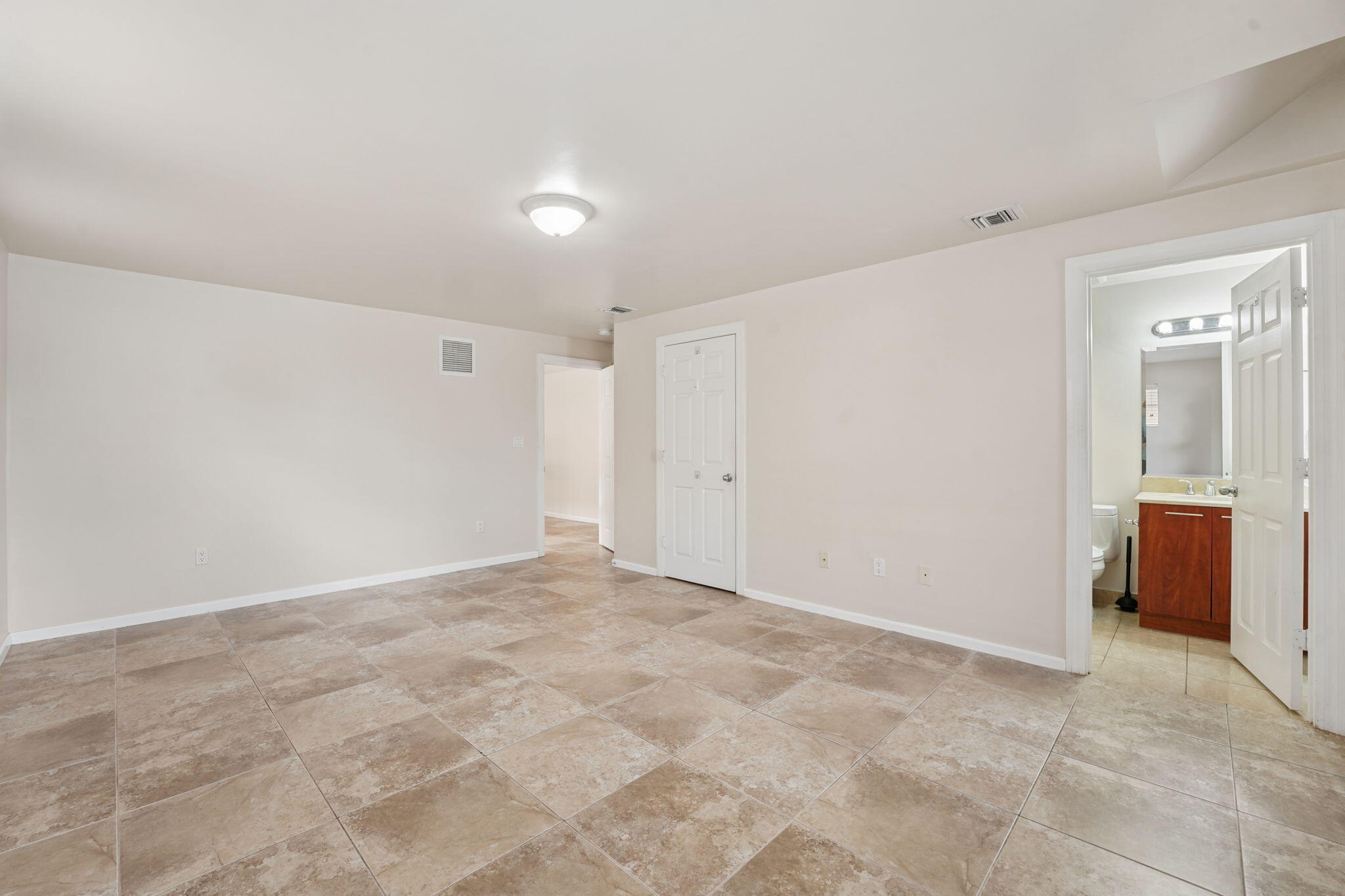 Tarpon River - Residential