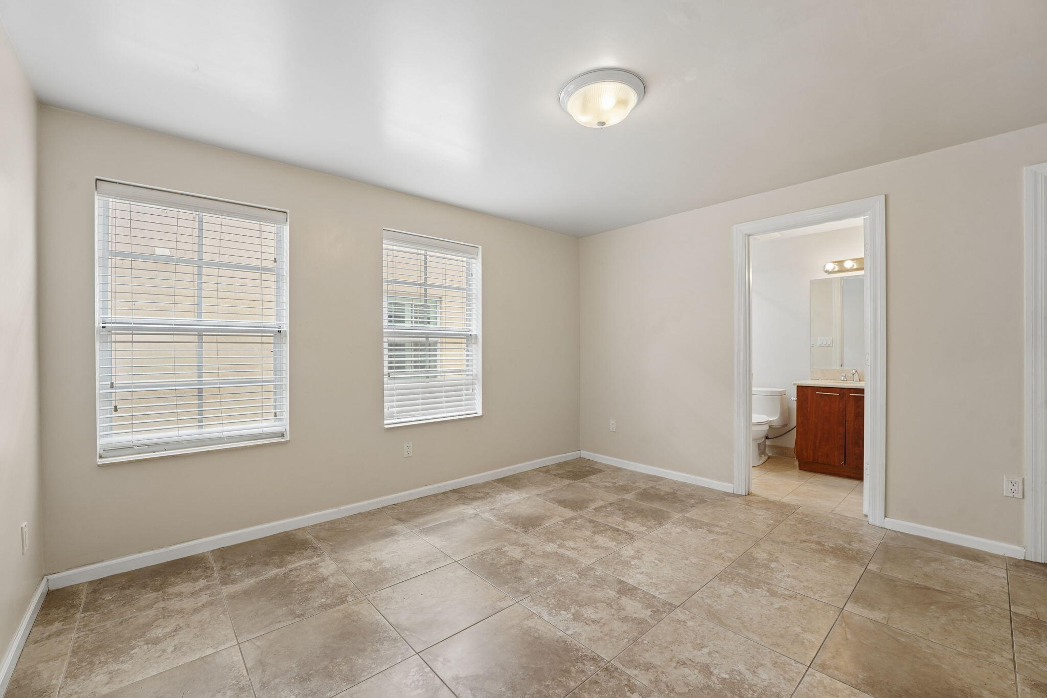 Tarpon River - Residential