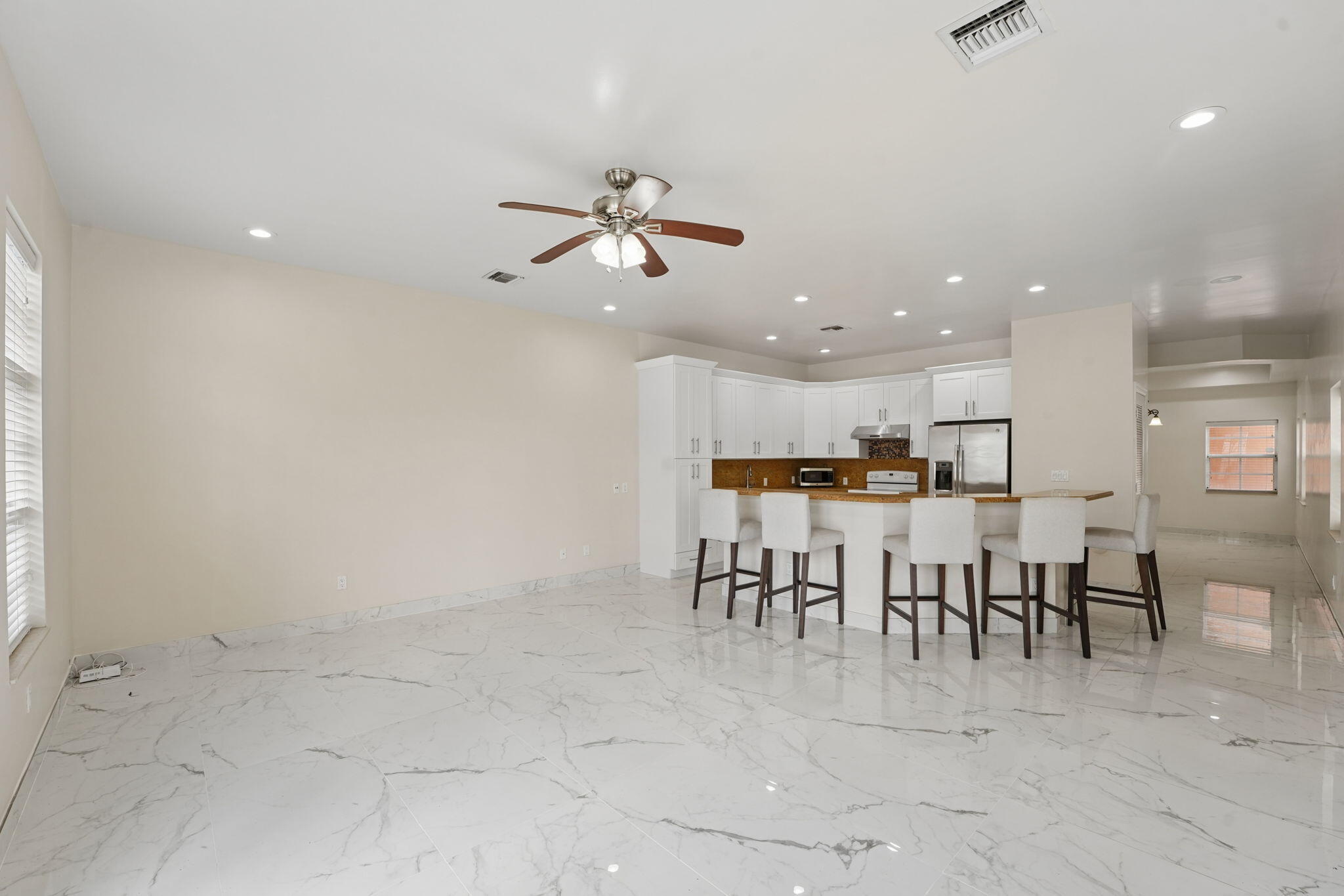 Tarpon River - Residential