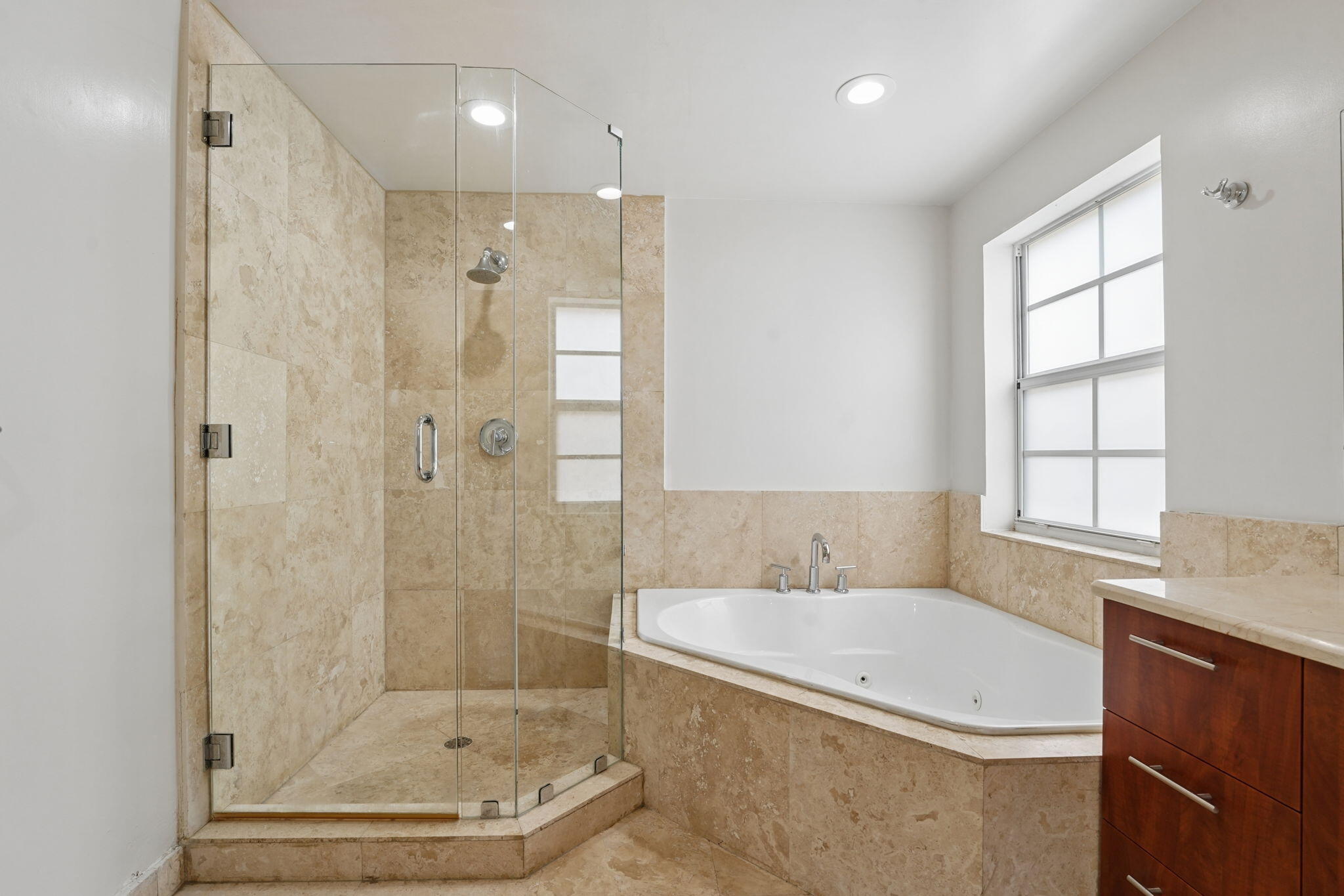 Tarpon River - Residential