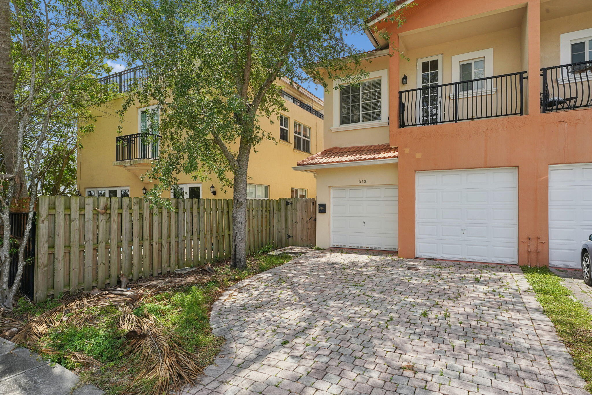 Tarpon River - Residential