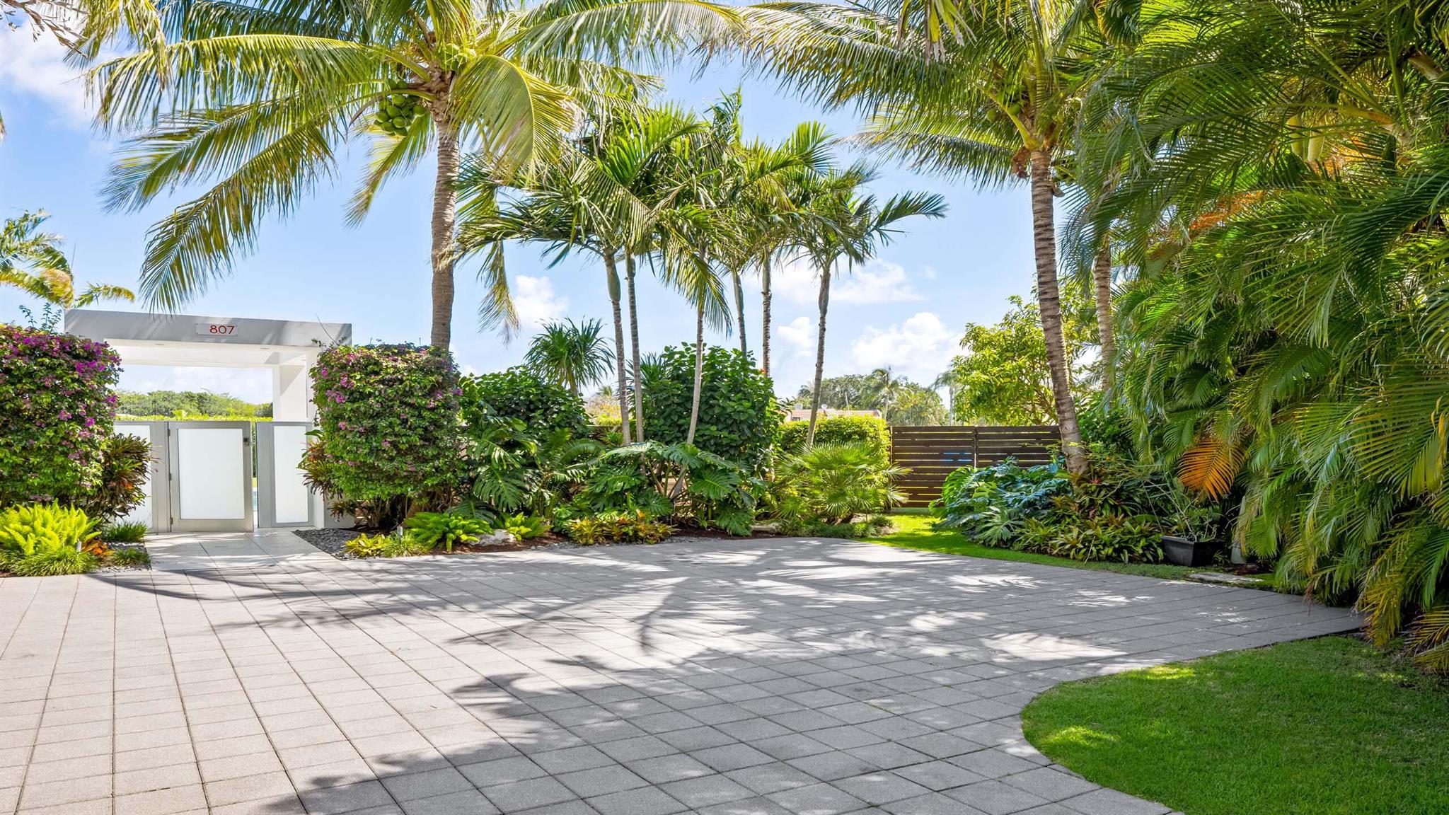 OKEY EST - Residential