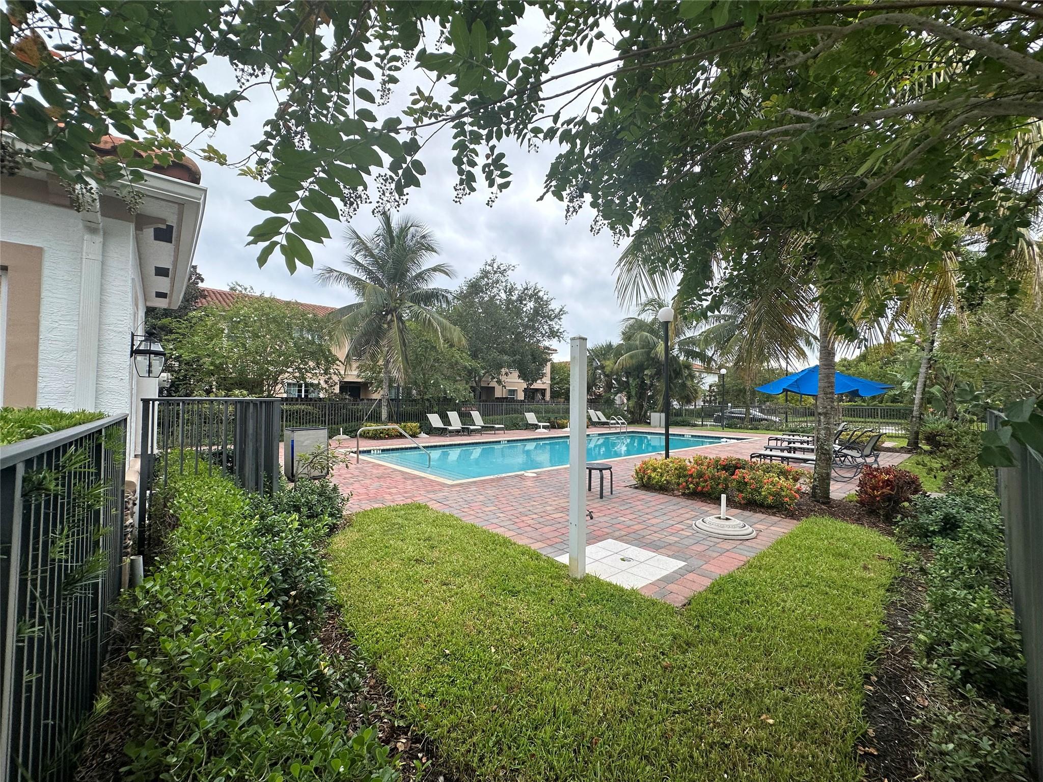 Charleston Commons - Residential