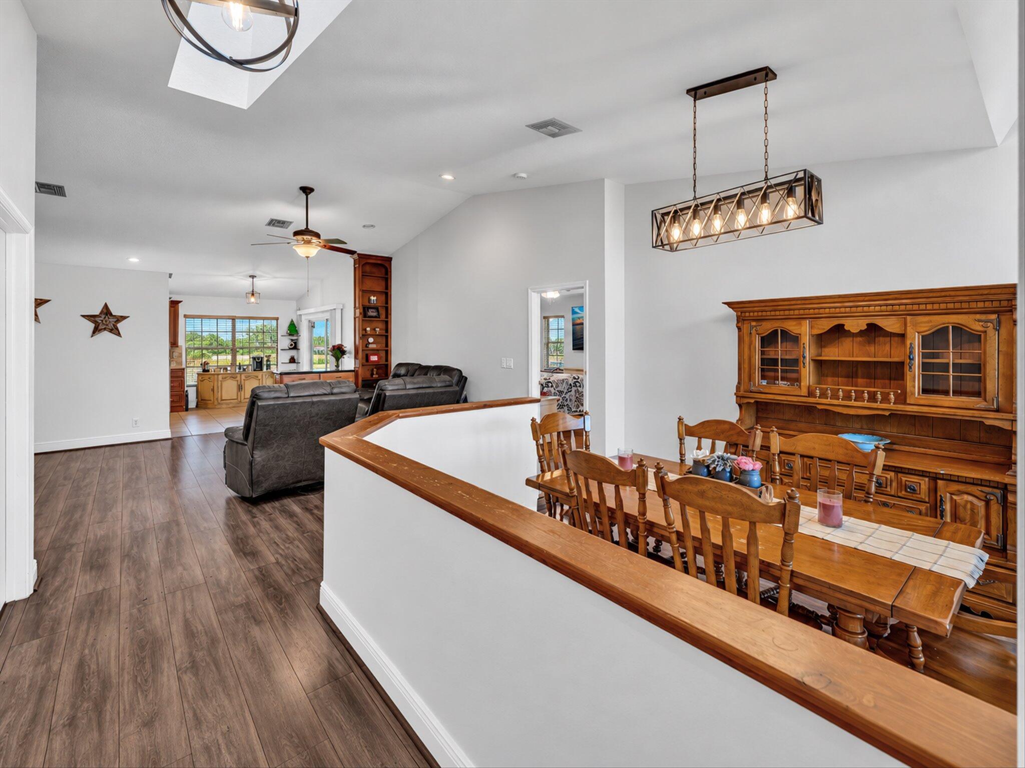 5420 PINE Circle