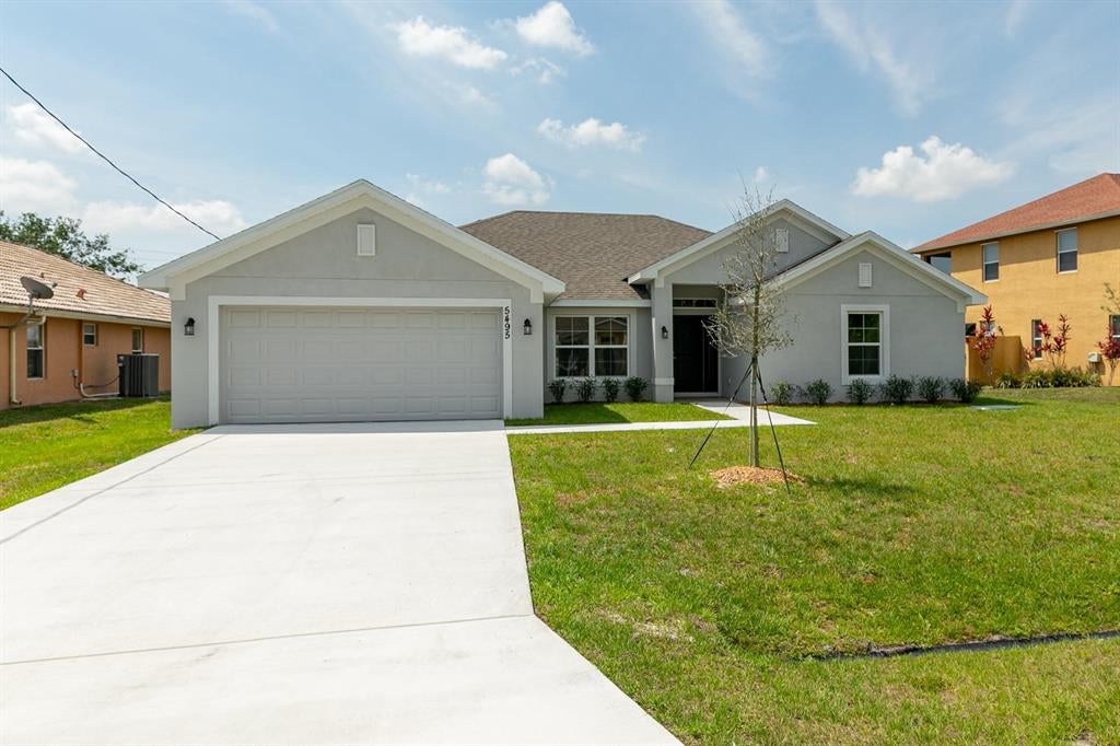Photo of 6002 Hickory Drive, Fort Pierce, FL 34982 (MLS # R10727512)