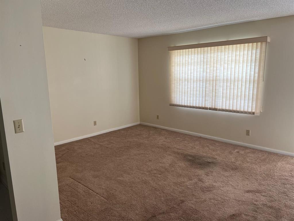 KINGS POINT CAPRI CONDOS - Residential