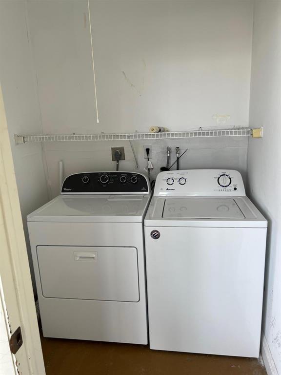 KINGS POINT CAPRI CONDOS - Residential