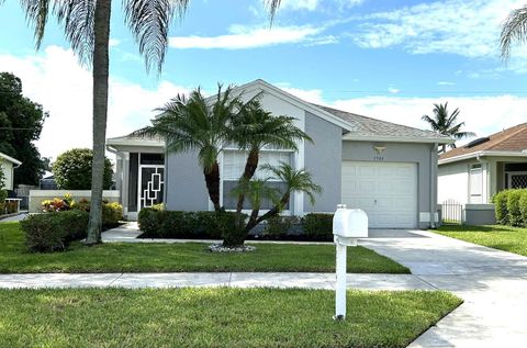 Single Family Residence in Delray Beach FL 7584 Mansfield Hollow Road Holw.jpg