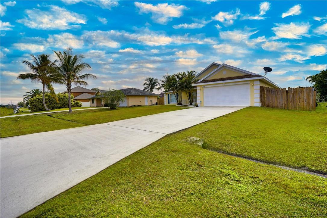 PORT ST LUCIE SECTION 15 - Residential