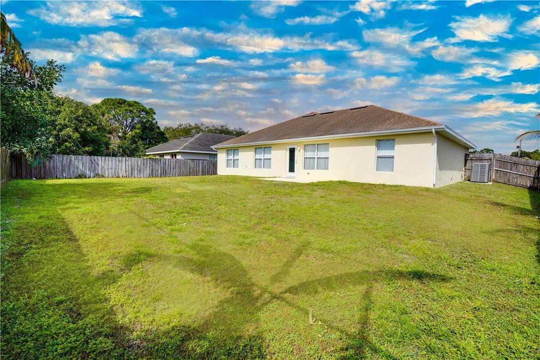 PORT ST LUCIE SECTION 15 - Residential