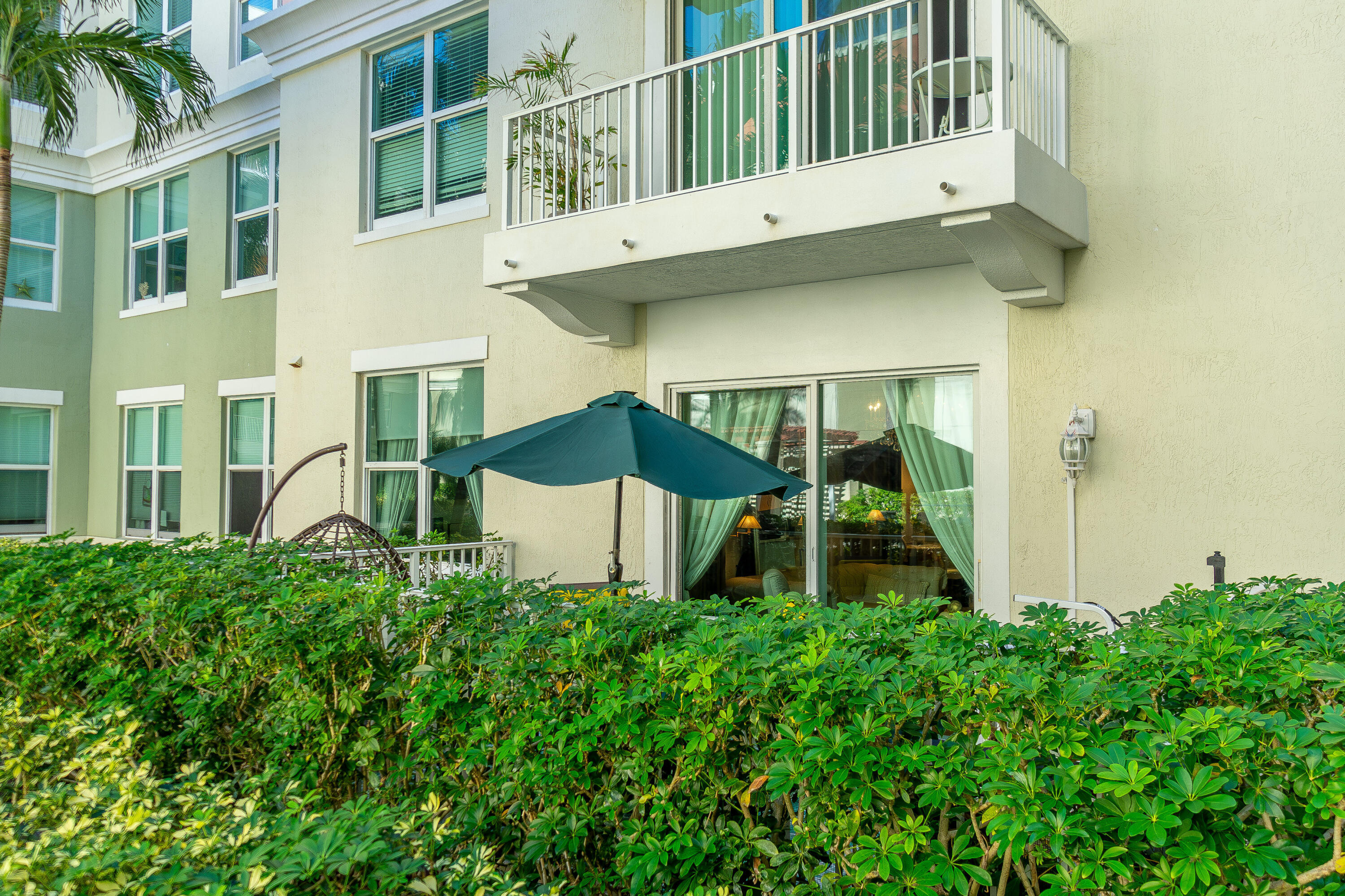 MOORINGS AT LANTANA CONDO 2 - Residential