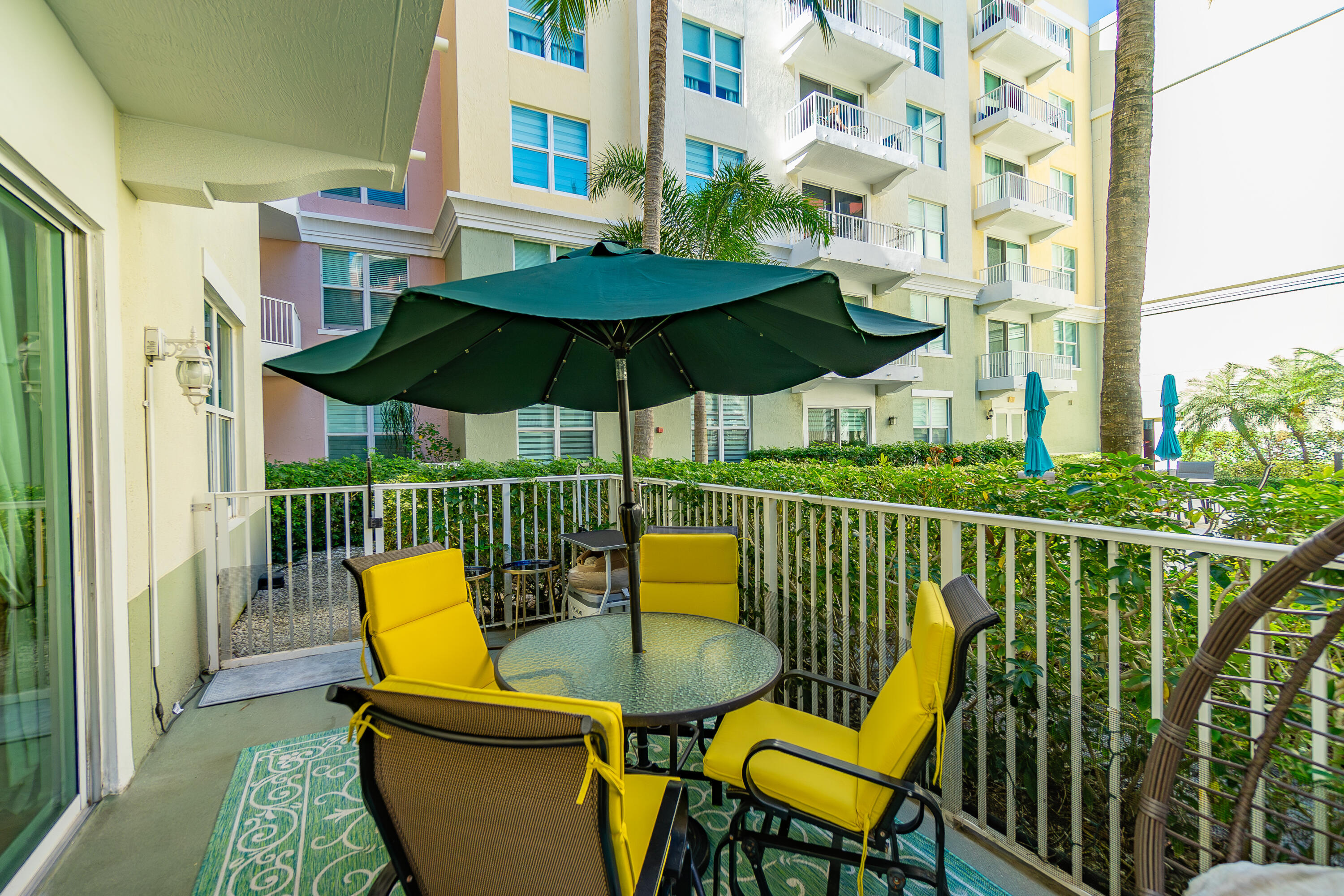 804 E Windward Way 108