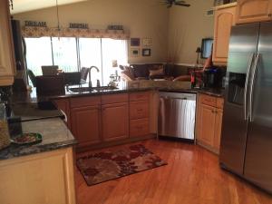 CRYSTAL POINTE 2 - Residential Lease