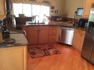 CRYSTAL POINTE 2 - Residential Lease