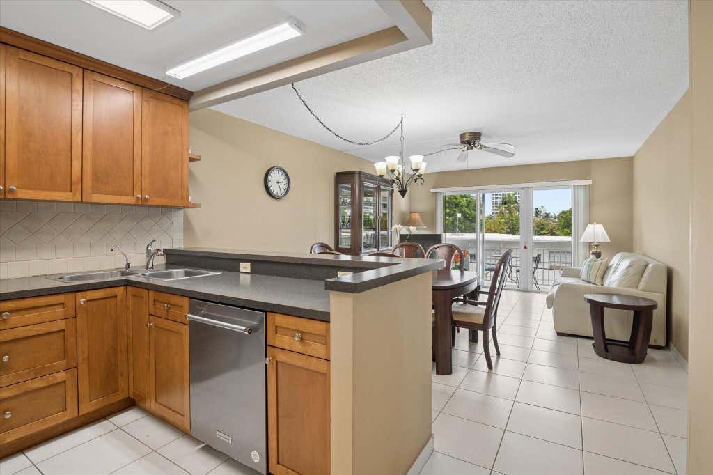 Photo of 550 Bayshore Drive #314, Fort Lauderdale, FL 33304 (MLS # B26030960)
