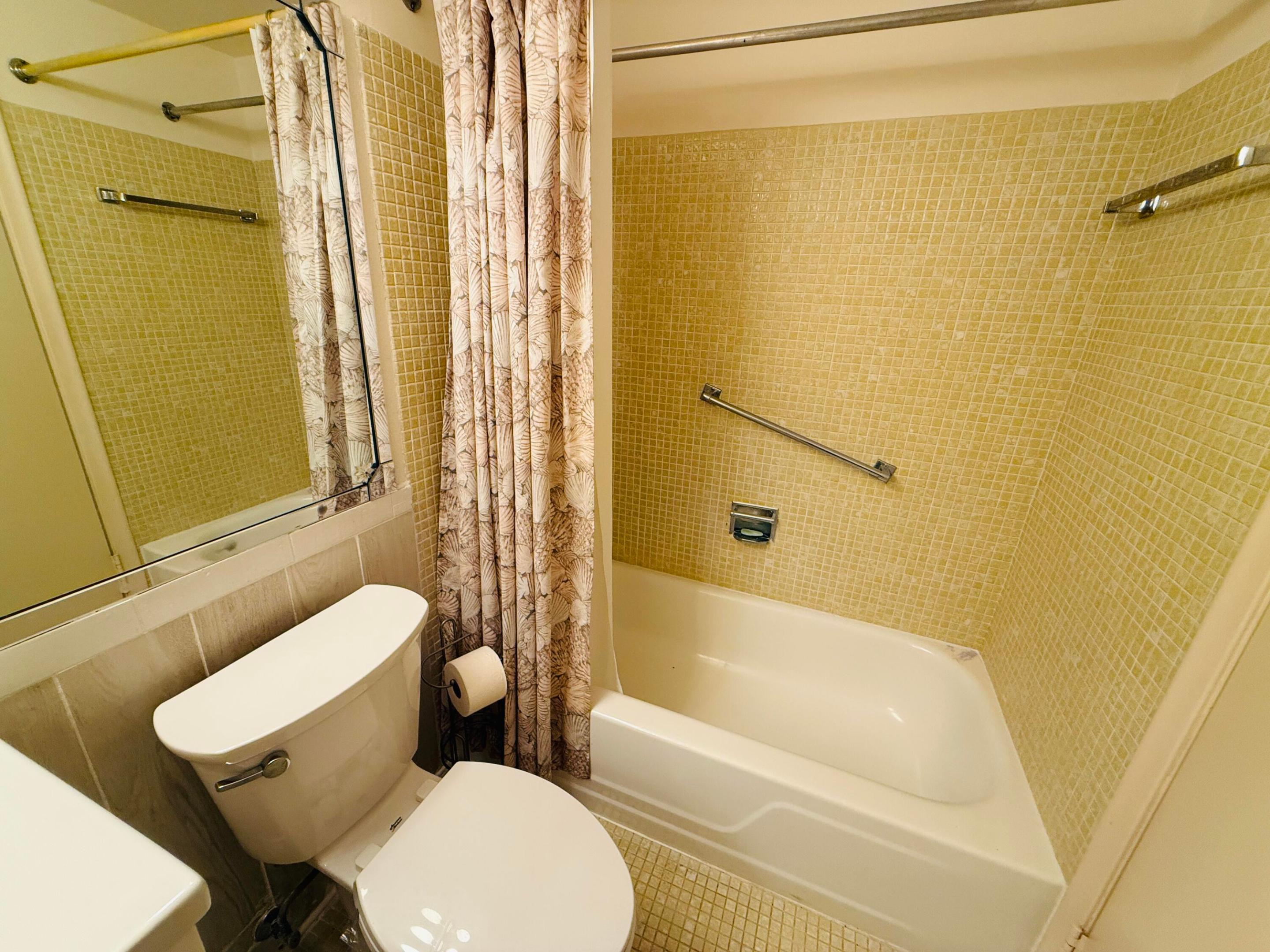 EASTHAMPTON CONDO - Residential