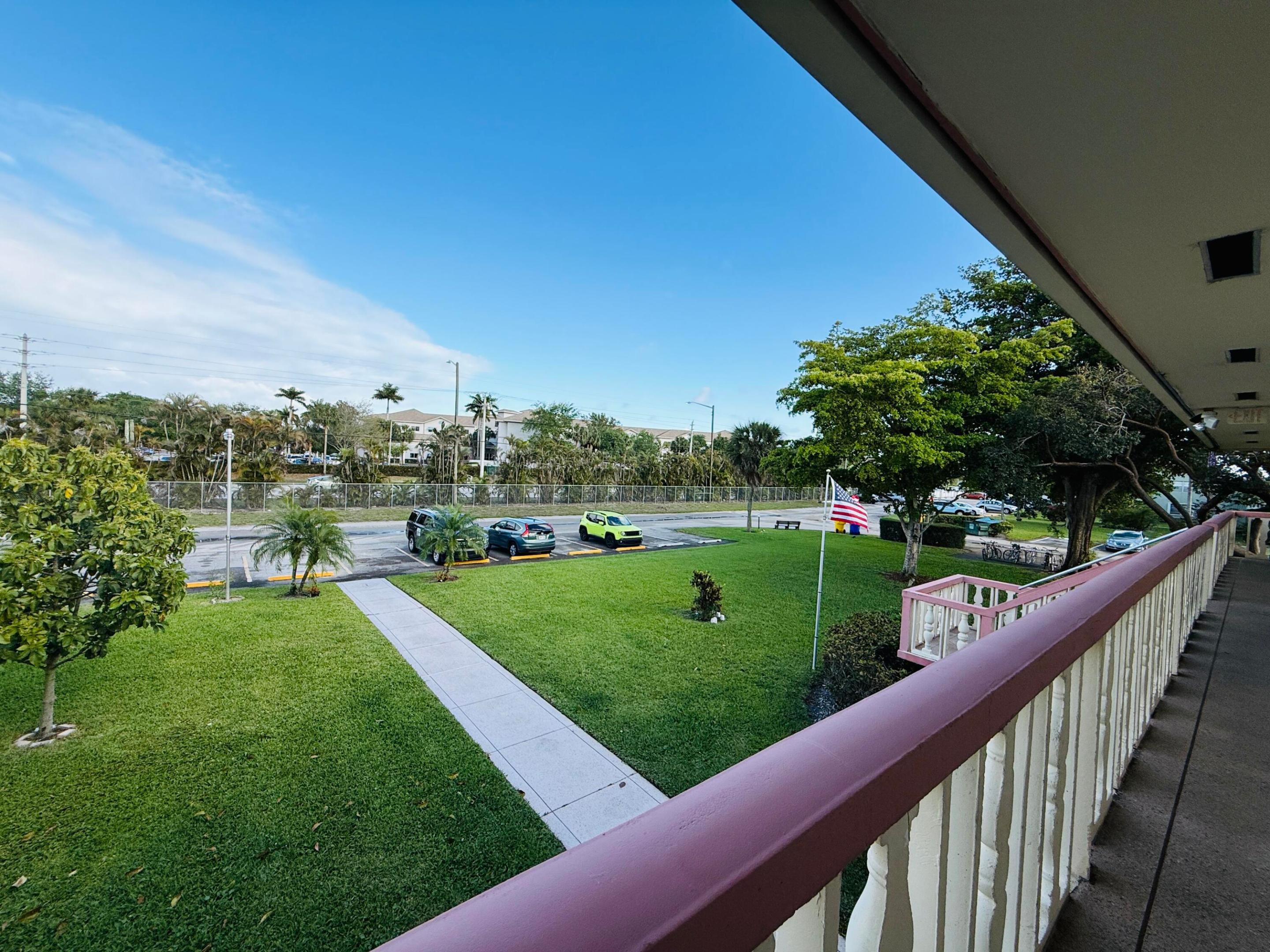 EASTHAMPTON CONDO - Residential