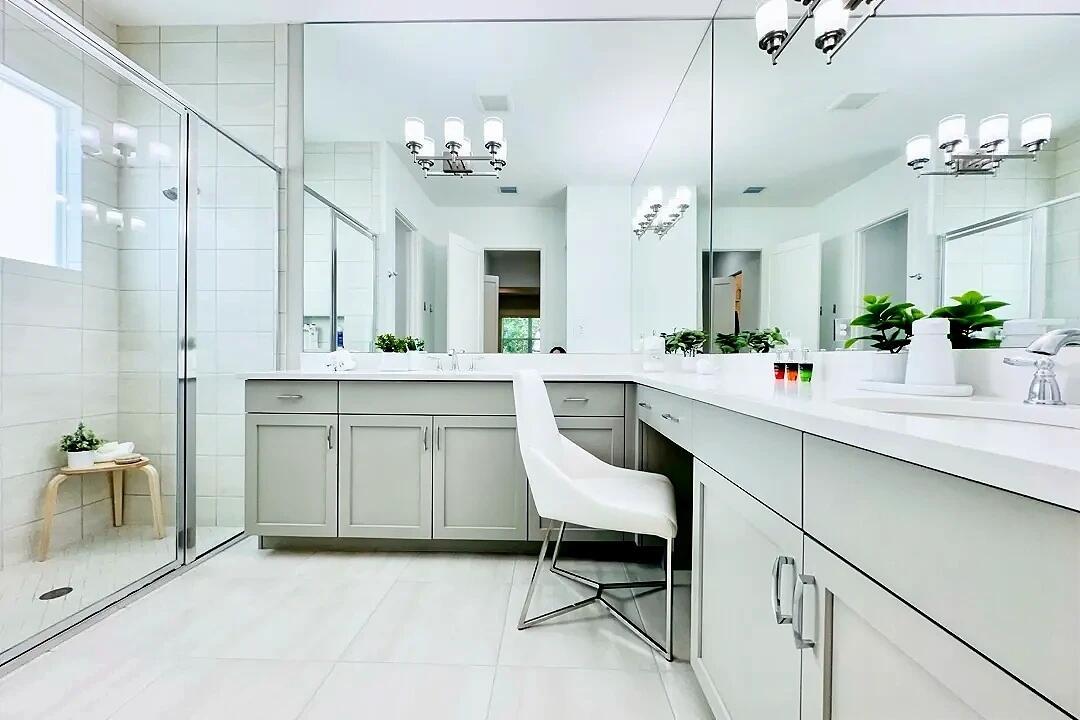 DAKOTA - Residential