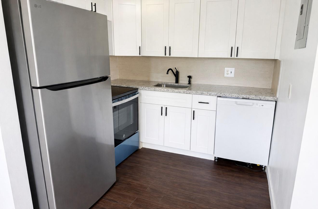 Lauderdale Oaks Condo II - Residential