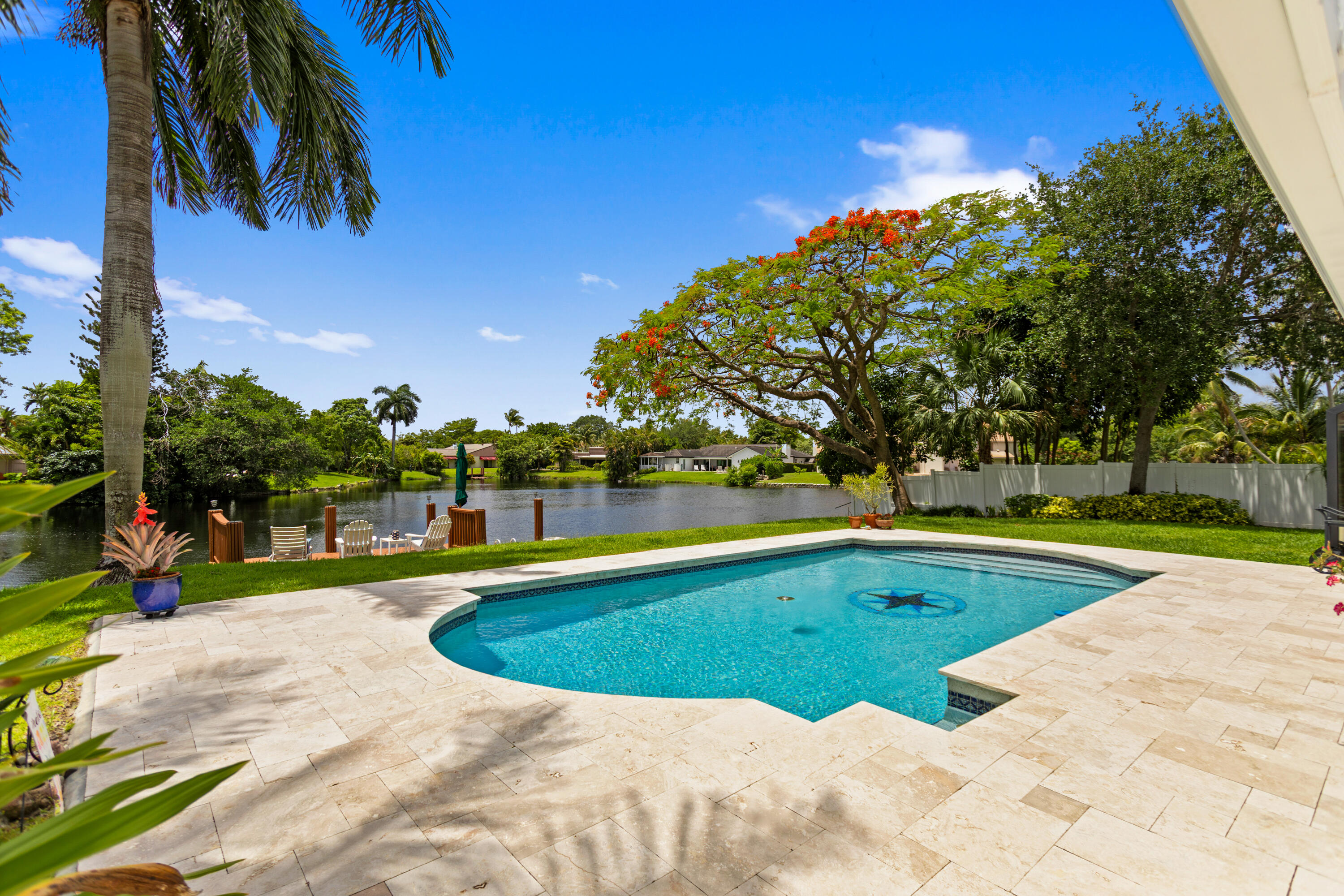 JACARANDA COUNTRY CLUB - Residential