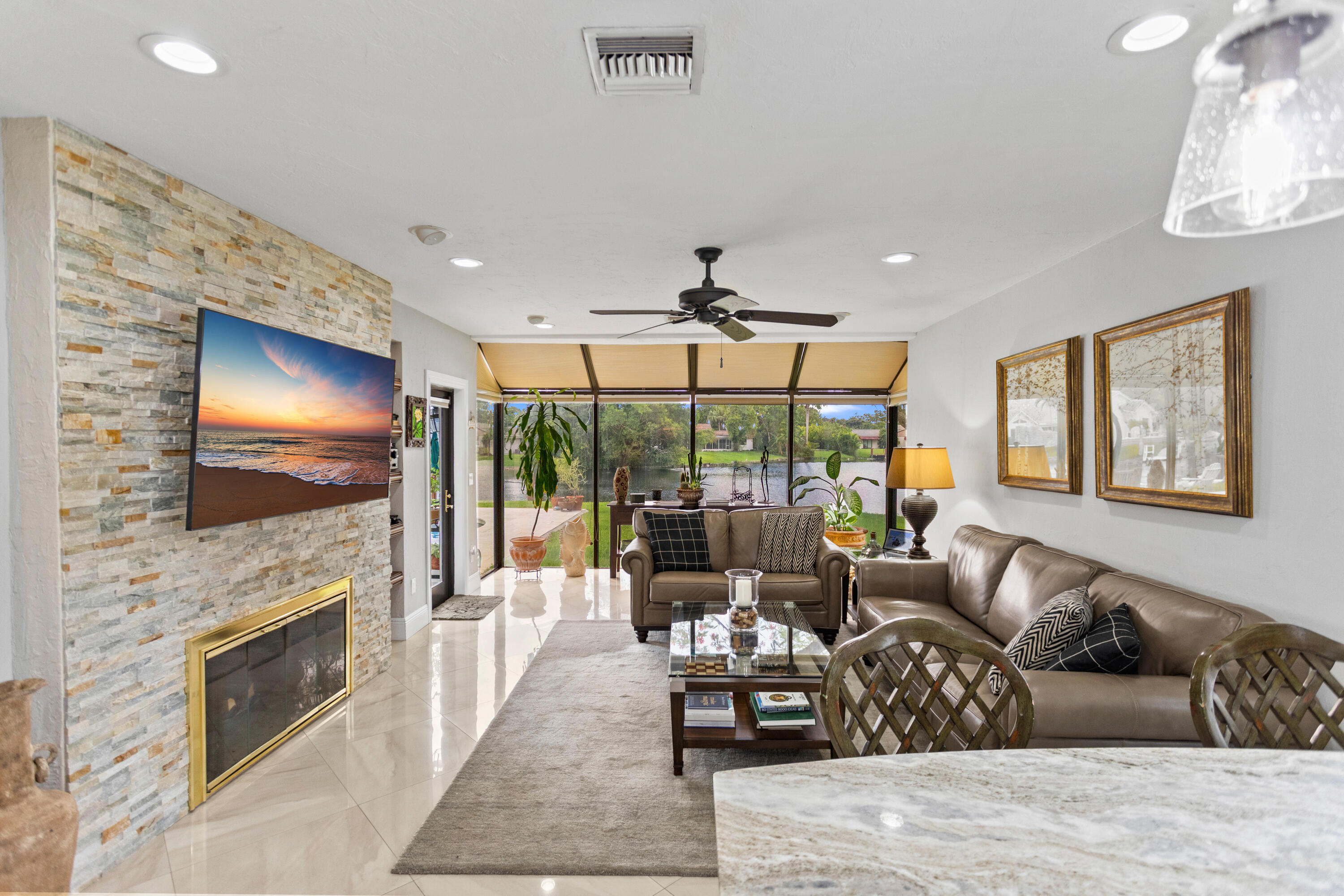 JACARANDA COUNTRY CLUB - Residential
