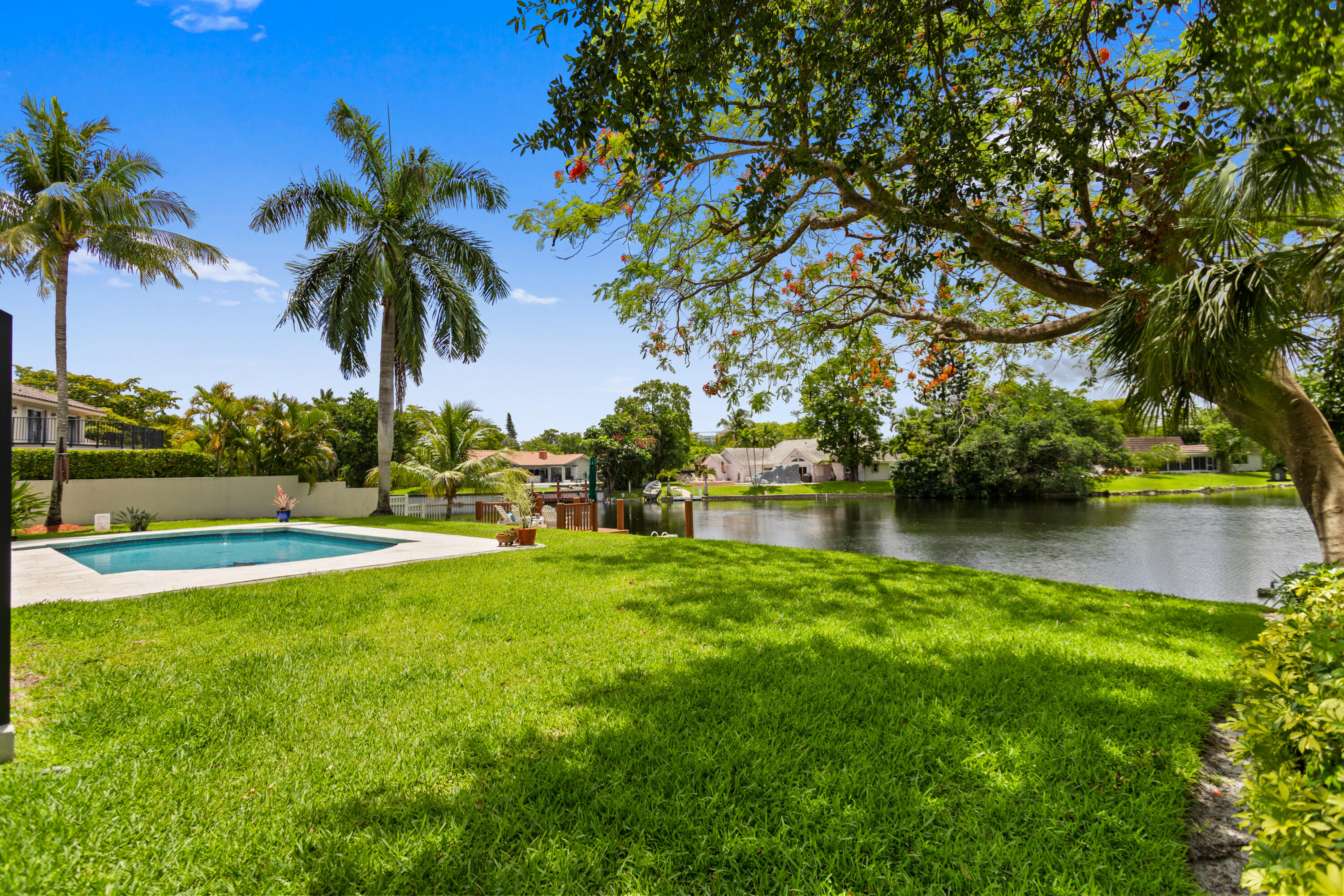JACARANDA COUNTRY CLUB - Residential
