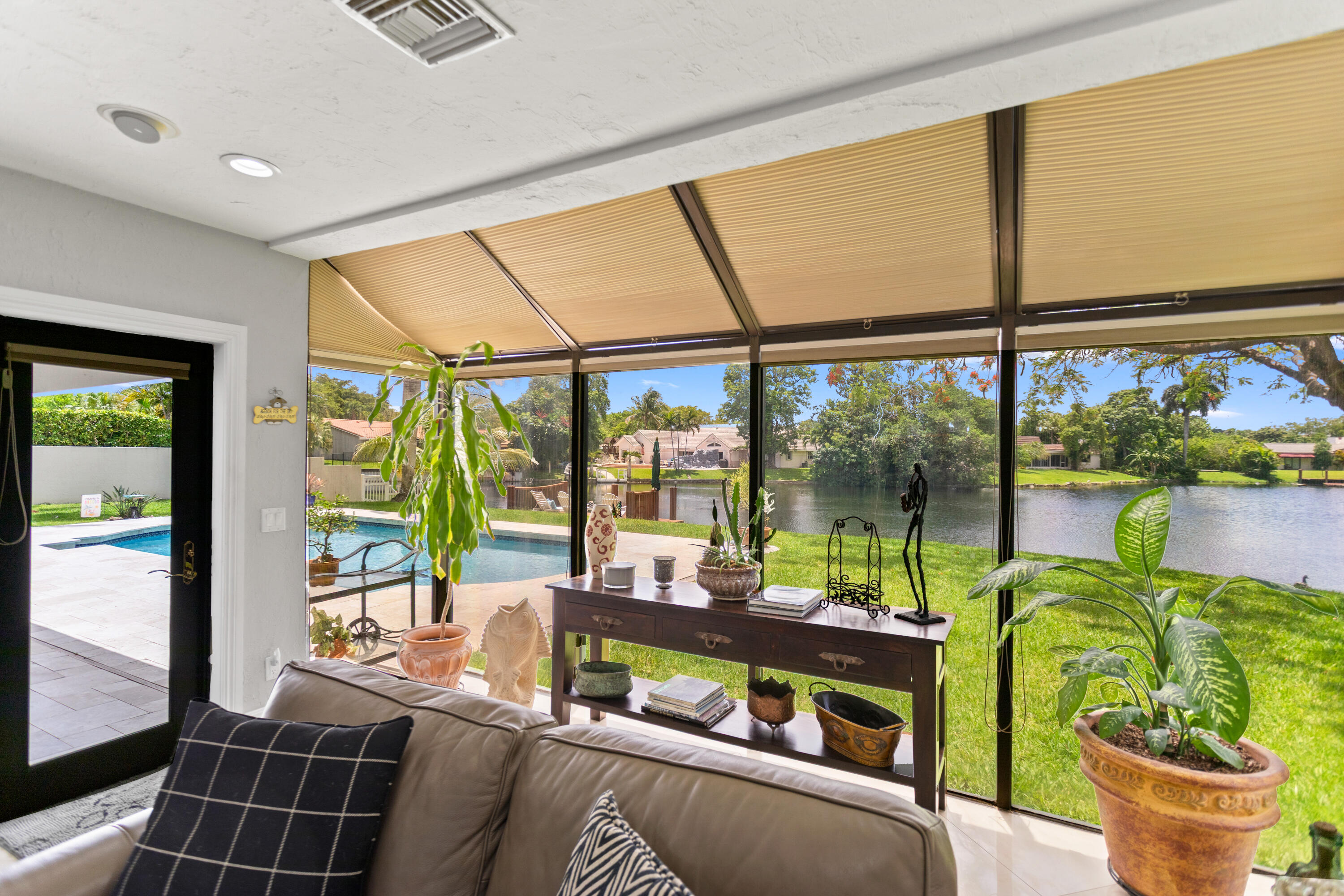 JACARANDA COUNTRY CLUB - Residential