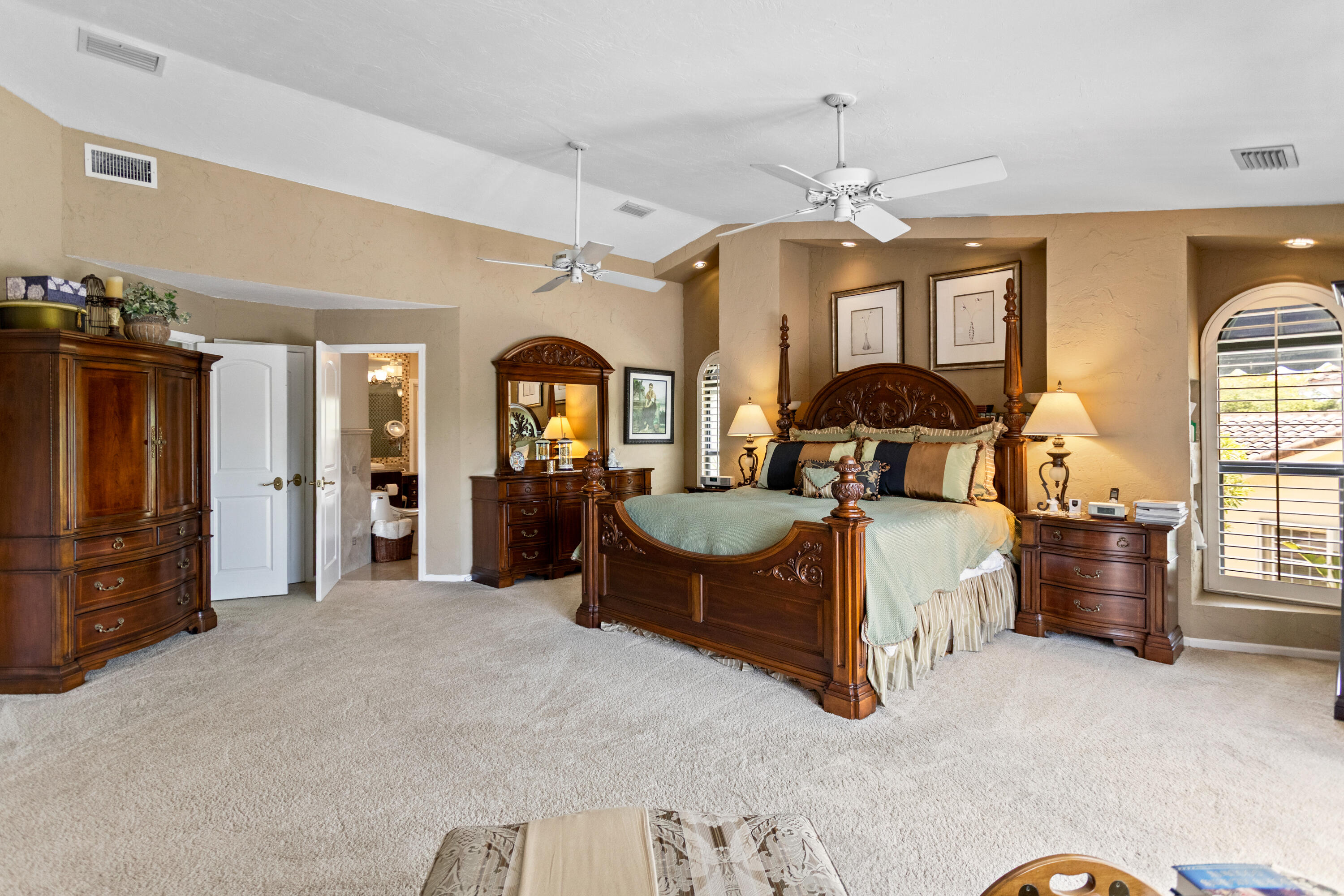 JACARANDA COUNTRY CLUB - Residential