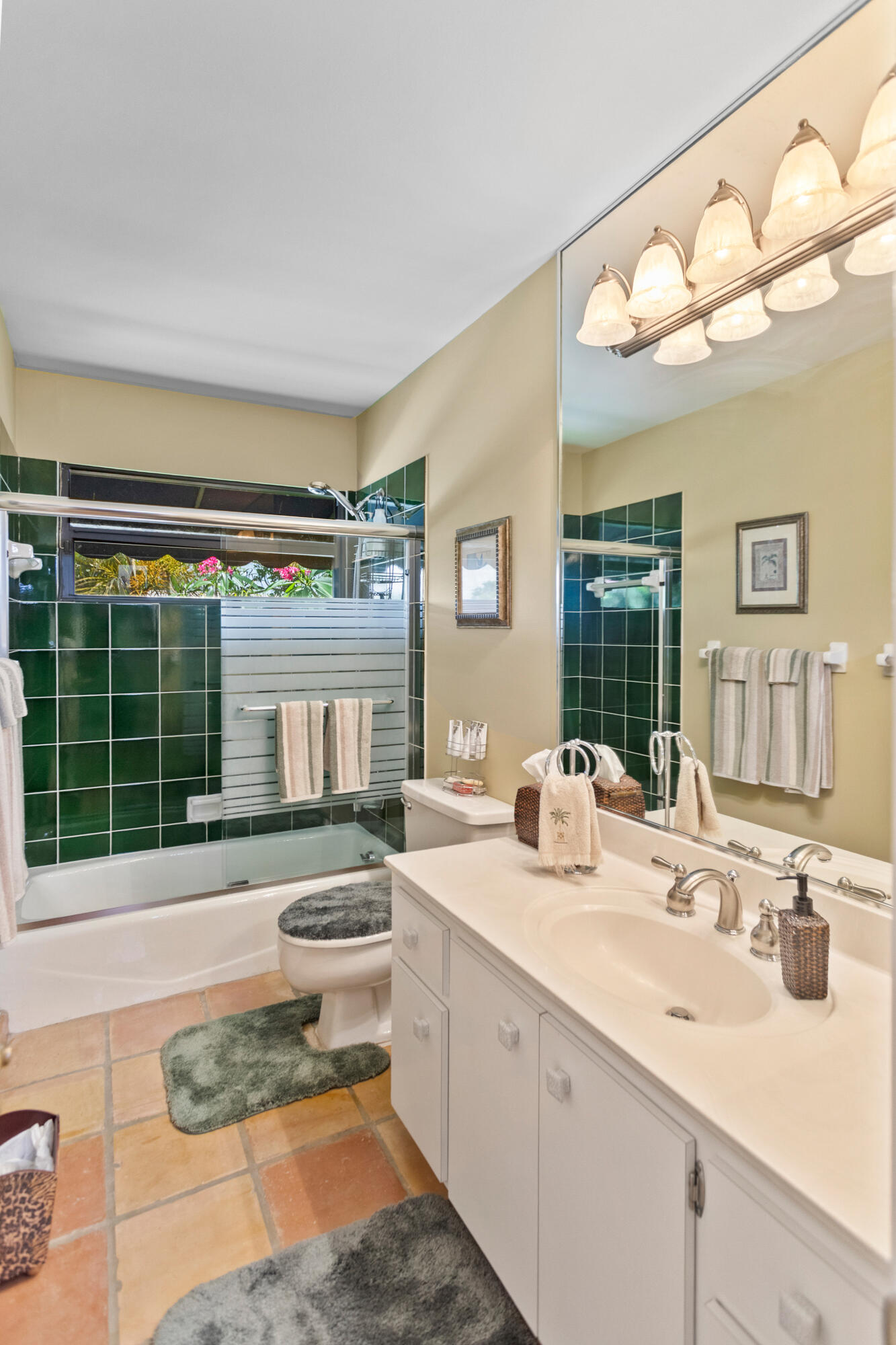 JACARANDA COUNTRY CLUB - Residential