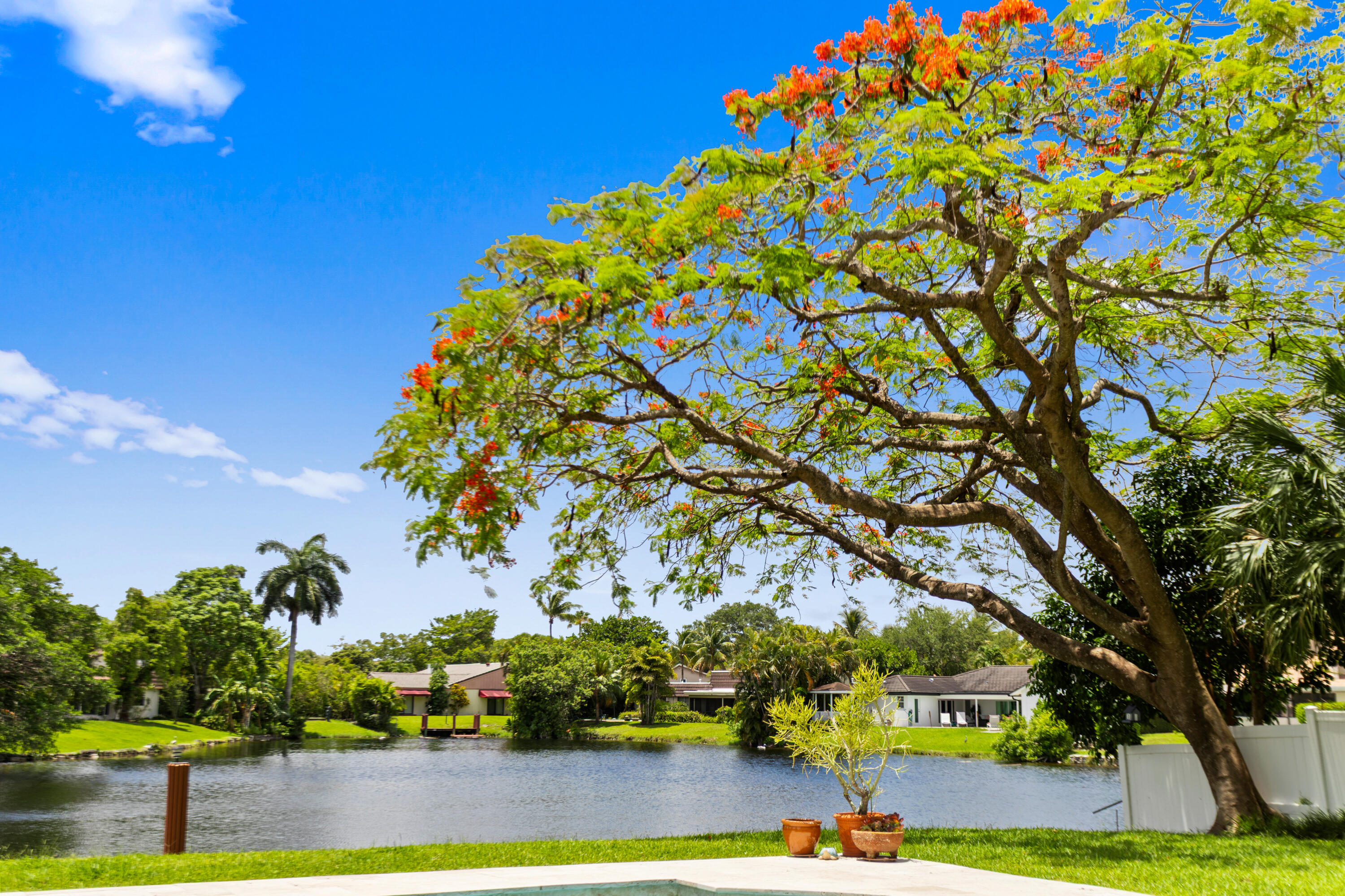 JACARANDA COUNTRY CLUB - Residential