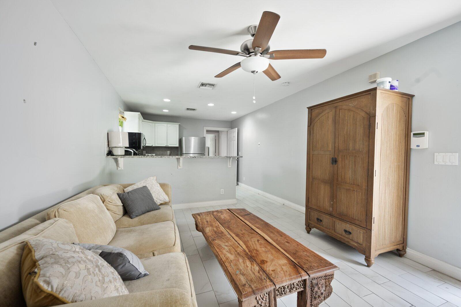 PADDOCK PARK 2 OF WELLINGTON - Residential