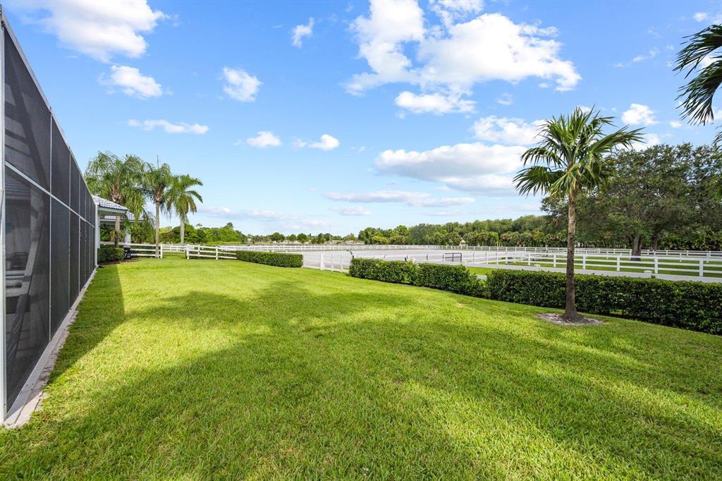 PADDOCK PARK 2 OF WELLINGTON - Residential