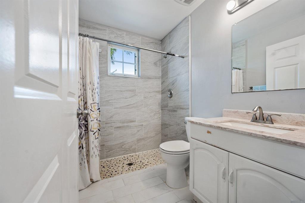 PADDOCK PARK 2 OF WELLINGTON - Residential