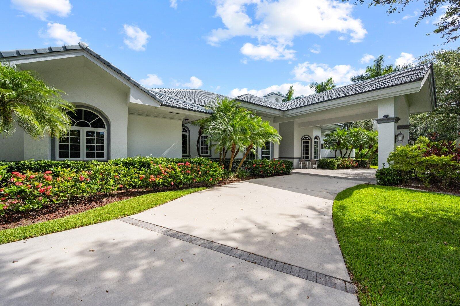 PADDOCK PARK 2 OF WELLINGTON - Residential