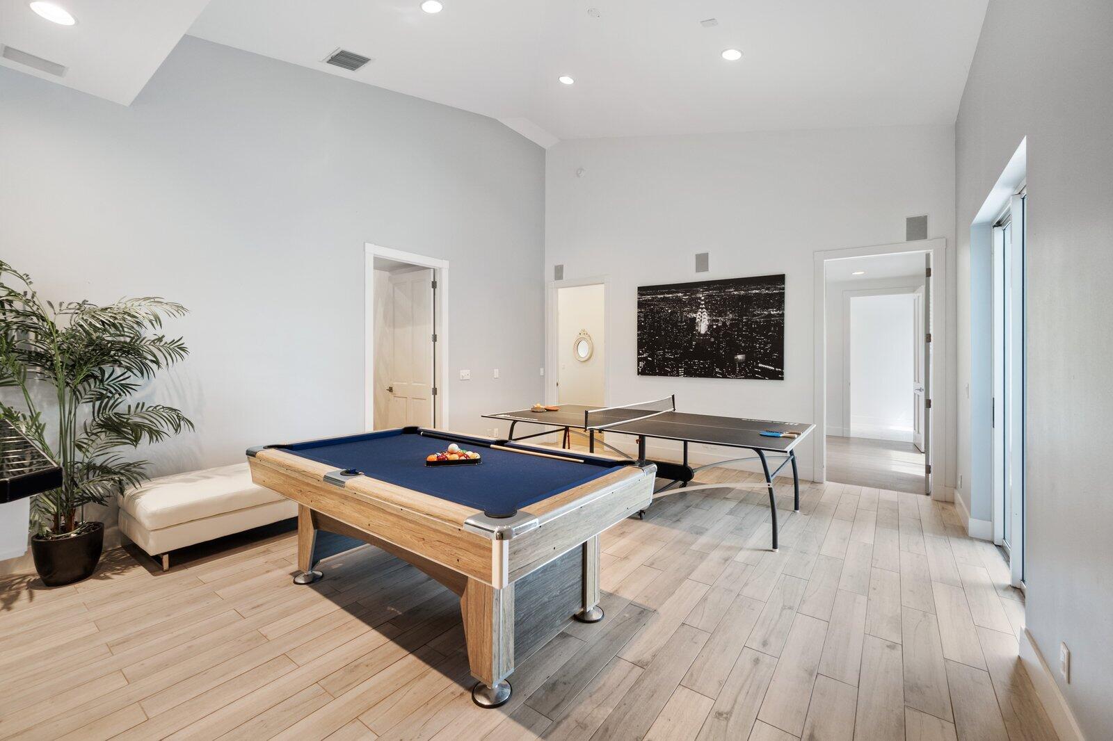 PADDOCK PARK 2 OF WELLINGTON - Residential