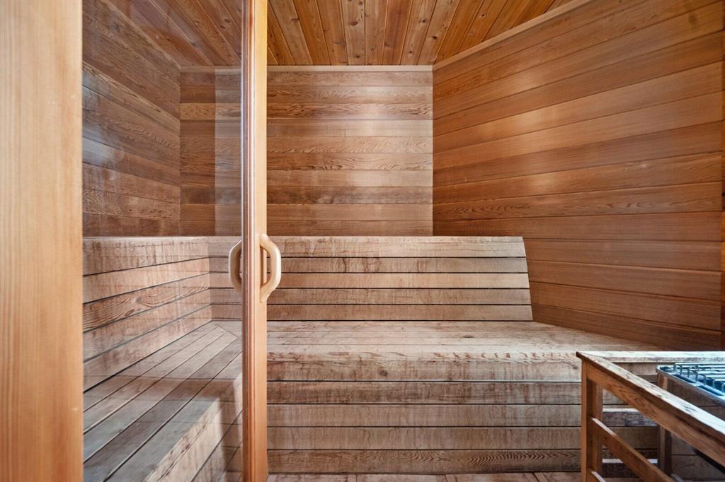 PADDOCK PARK 2 OF WELLINGTON - Residential