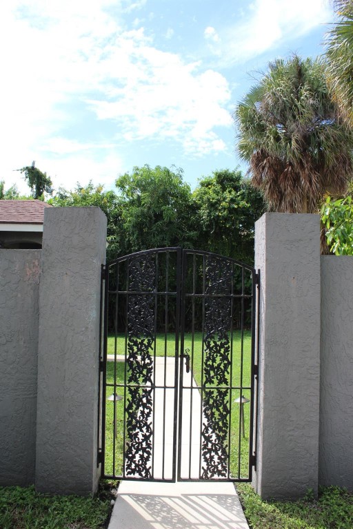 View photos, virtual tours, details...