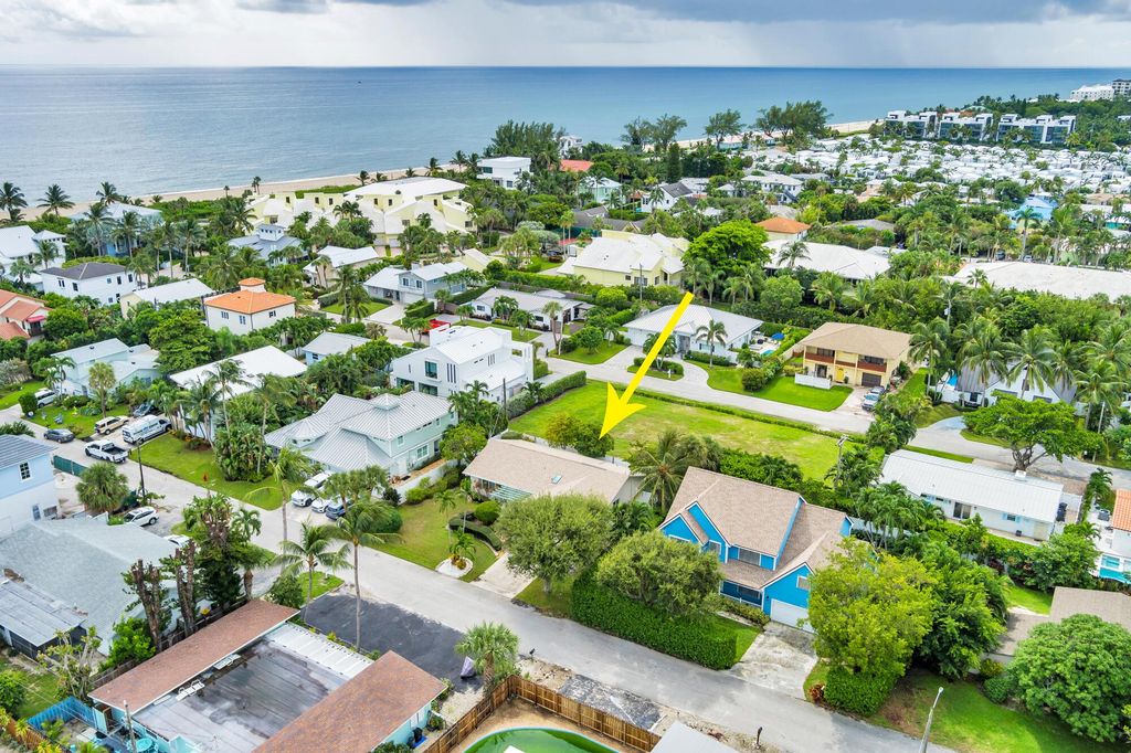 Photo of 10 Sailfish Lane, Ocean Ridge, FL 33435 (MLS # R11126283)