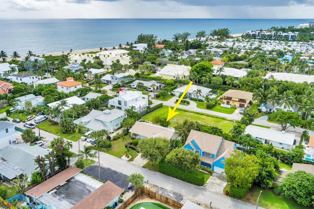 Photo of 10 Sailfish Lane, Ocean Ridge, FL 33435 (MLS # R11126283)