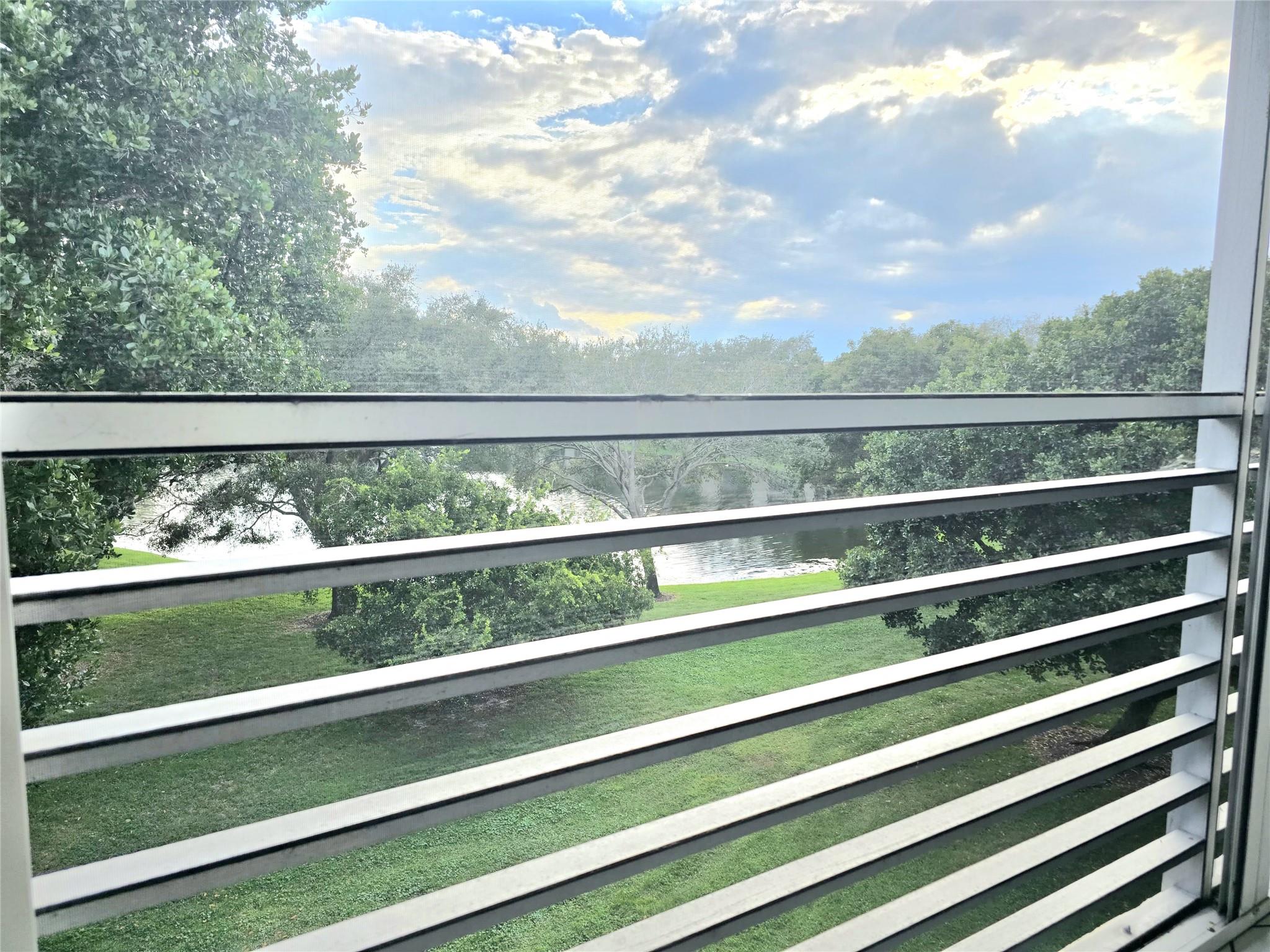 LUCAYA VILLAGE IE CONDO - Residential Lease