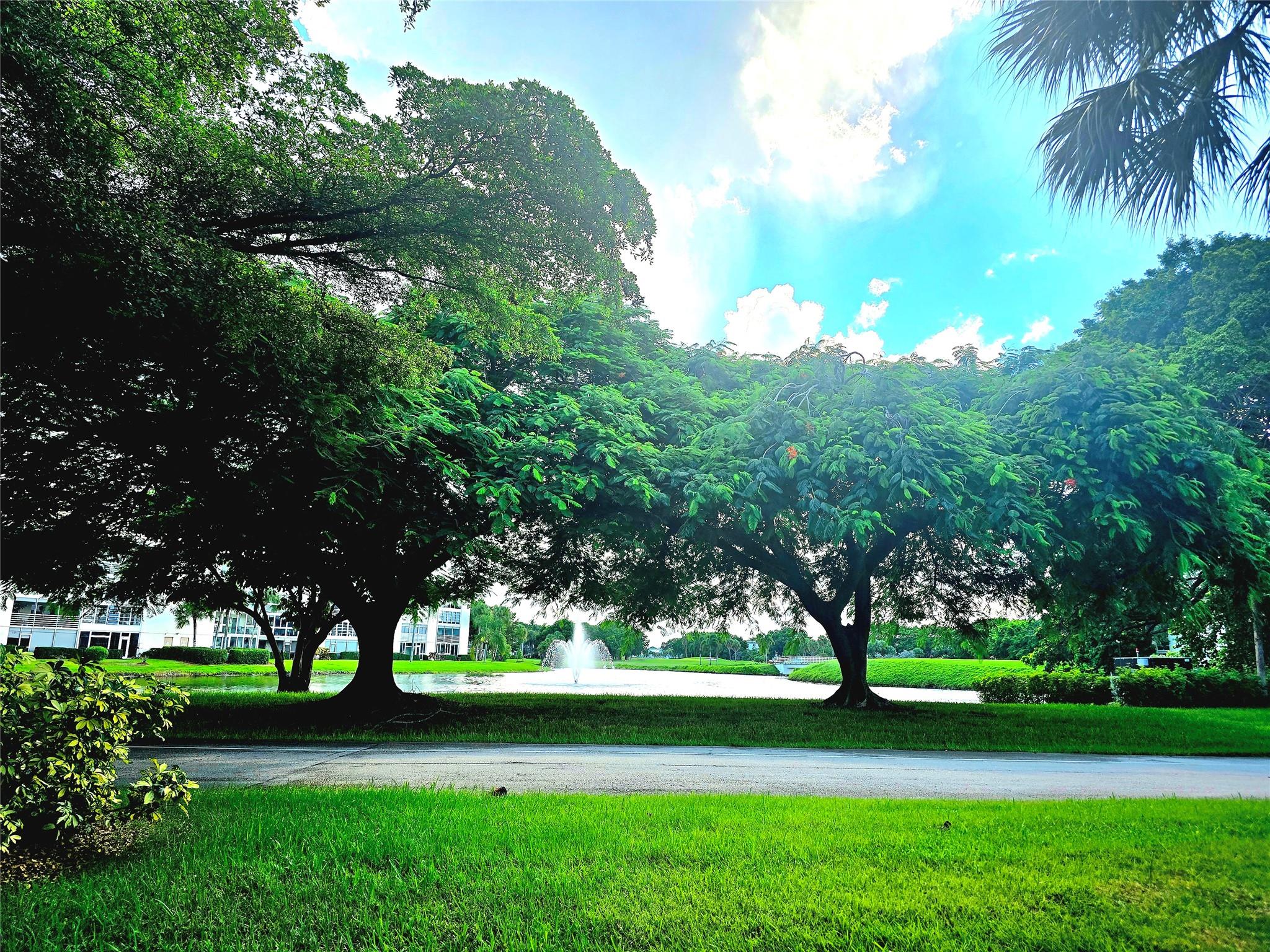 LUCAYA VILLAGE IE CONDO - Residential Lease