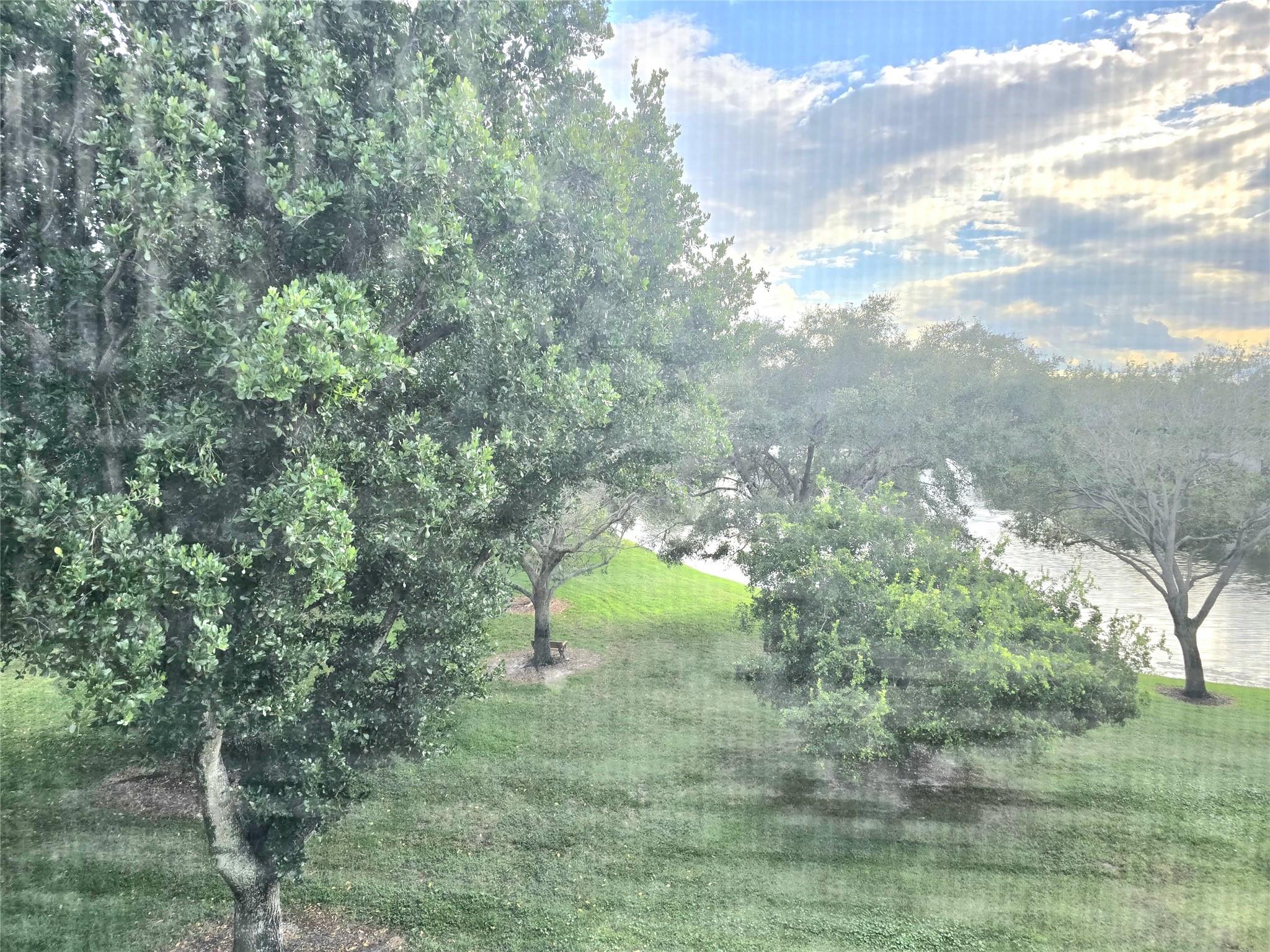 LUCAYA VILLAGE IE CONDO - Residential Lease