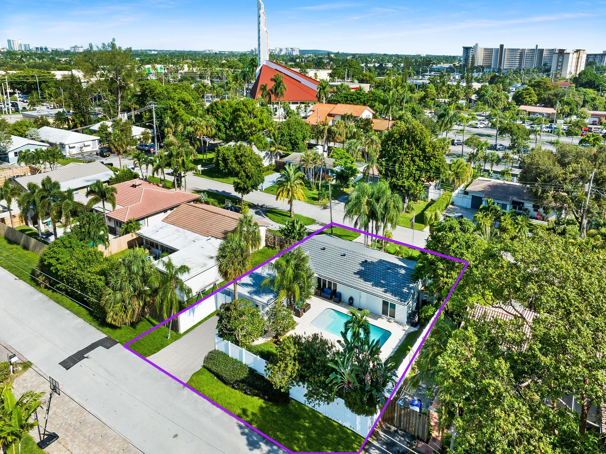 POMPANO SHORES - Residential