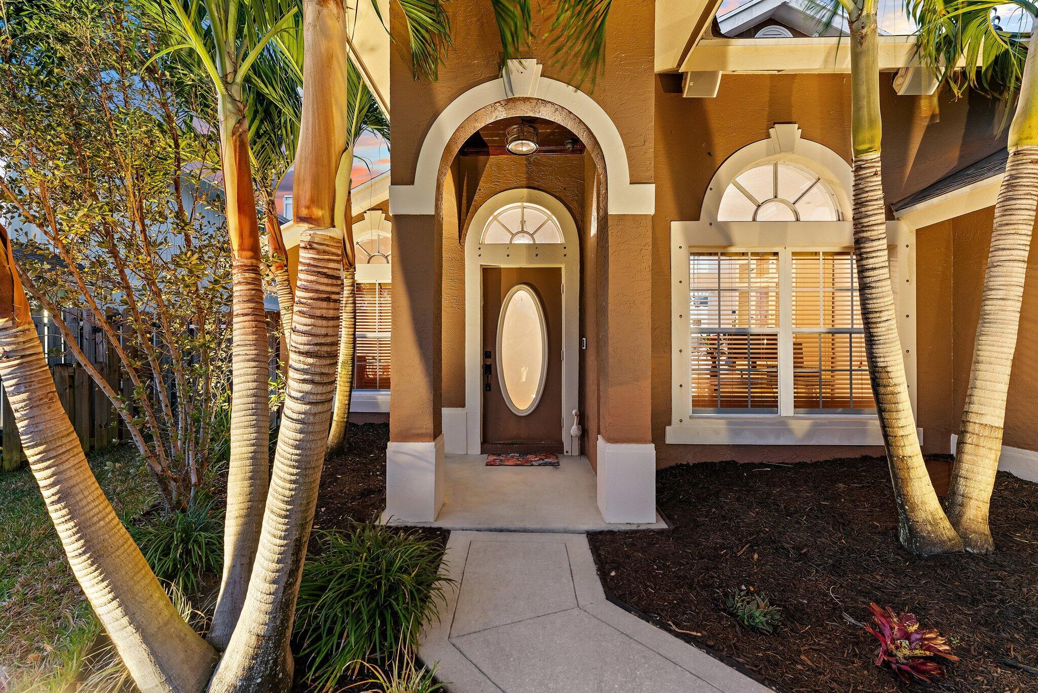 NORTH PALM BEACH HEIGHTS - Residential